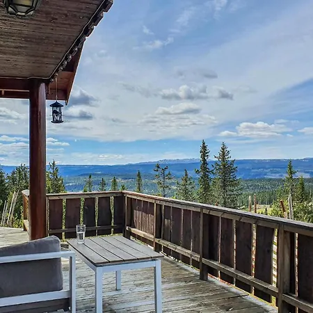 3 Bedroom Awesome In Holiday home