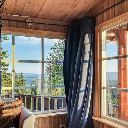 3 Bedroom Awesome In * Svingvoll